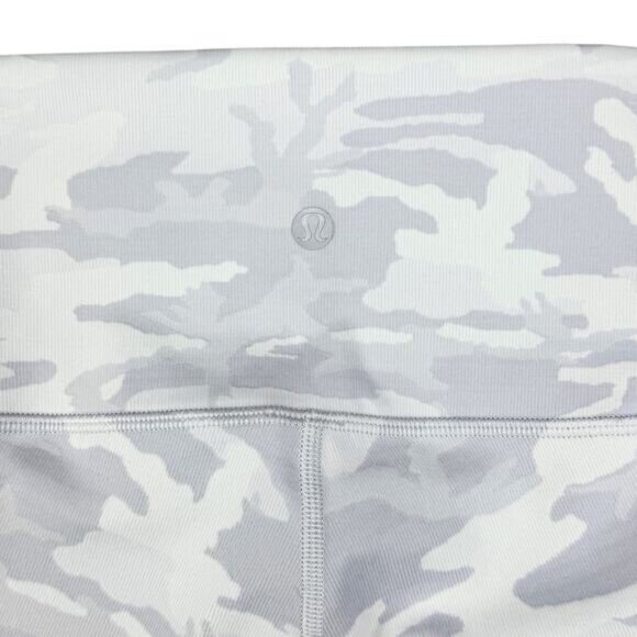 Lululemon Wunder Under High Rise Short 10" Incognito Camo Jacquard Alpine White - Picture 8 of 8